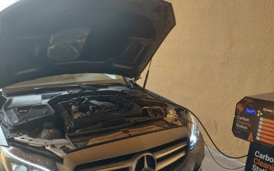 Descarbonización de motor para coches de lujo - Mercedes