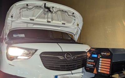 Descarbonización de motor Opel Combo en Palma